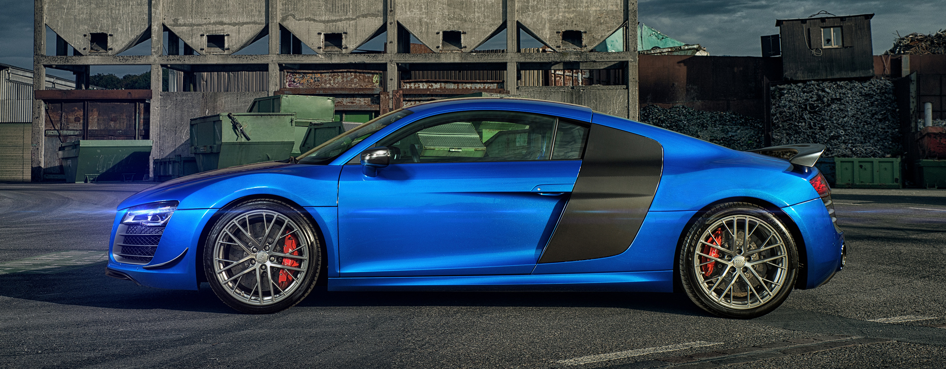 AUDI R8 5.2i V10